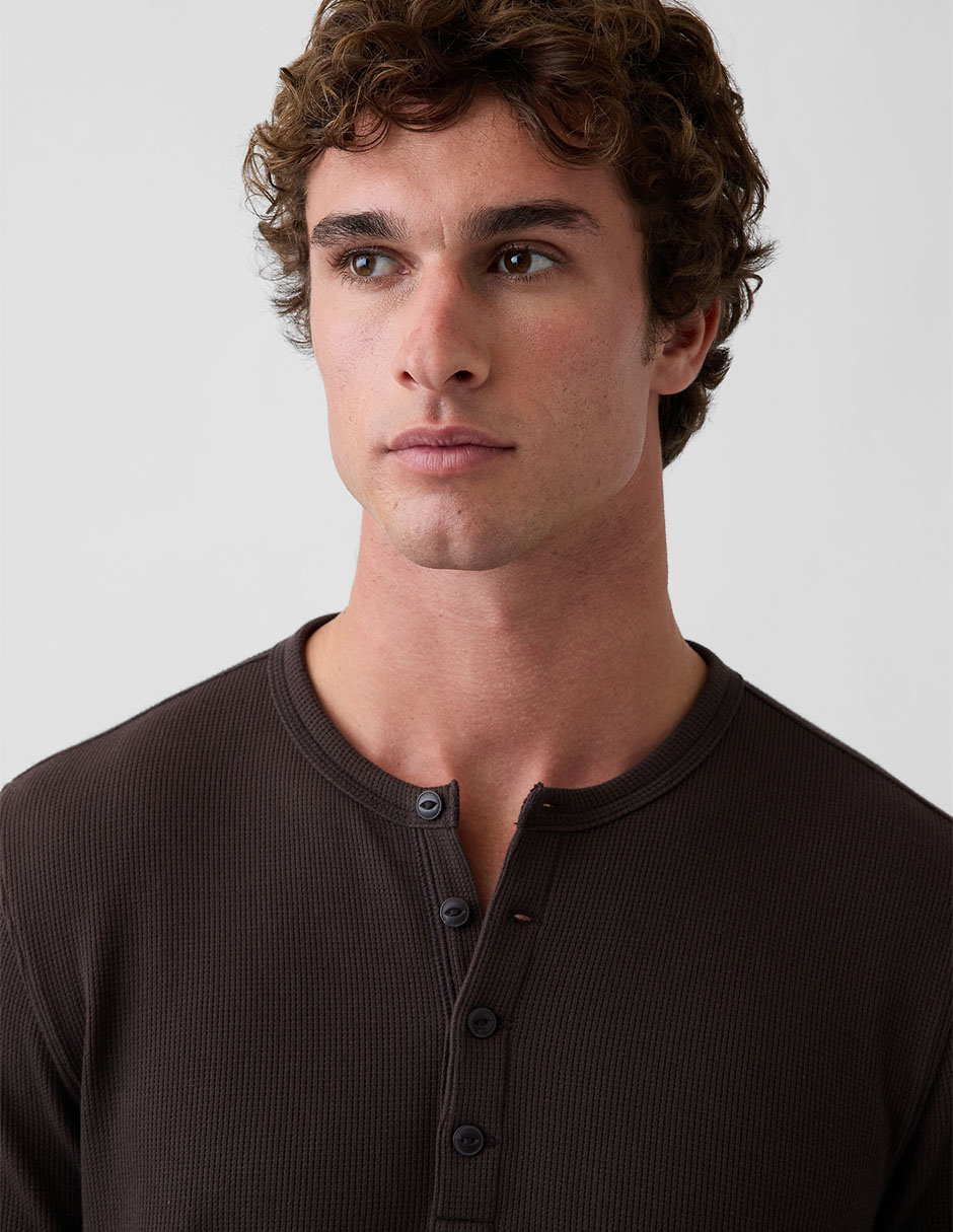 Playera cuello con botón para hombre 4